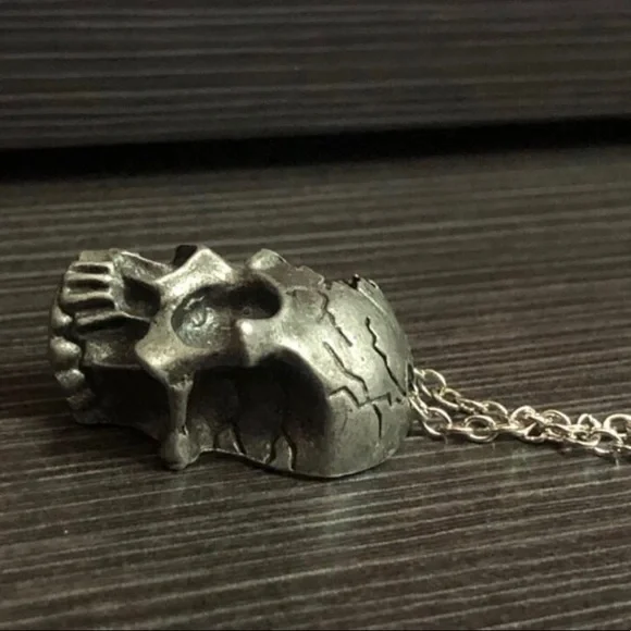 “Shattered Skull” Broken Half Gunmetal Steel Goth Punk Halloween Unisex Necklace - Picture 8 of 16